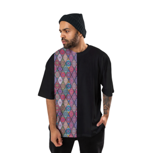 traditional  T-shirt oversize