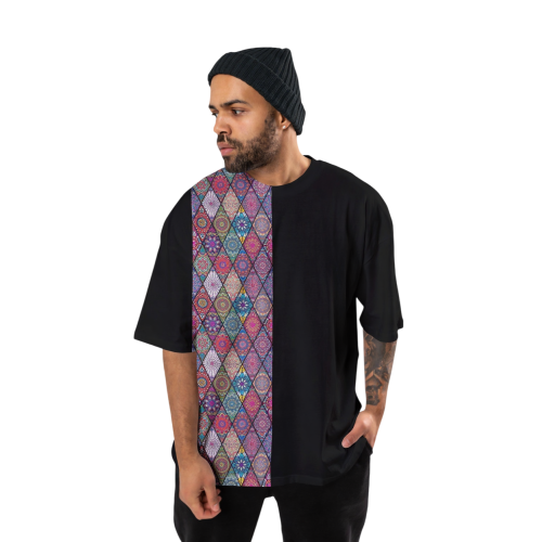 traditional  T-shirt oversize